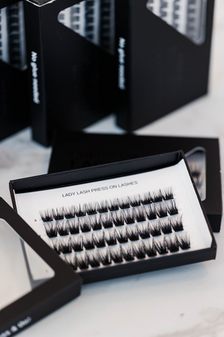 Press on lashes - Natural 48kpl
